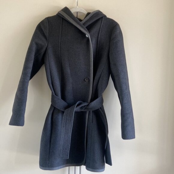 Wilfred Borda Belted Wool-Cashmere Coat in Grey - Picture 1 of 8